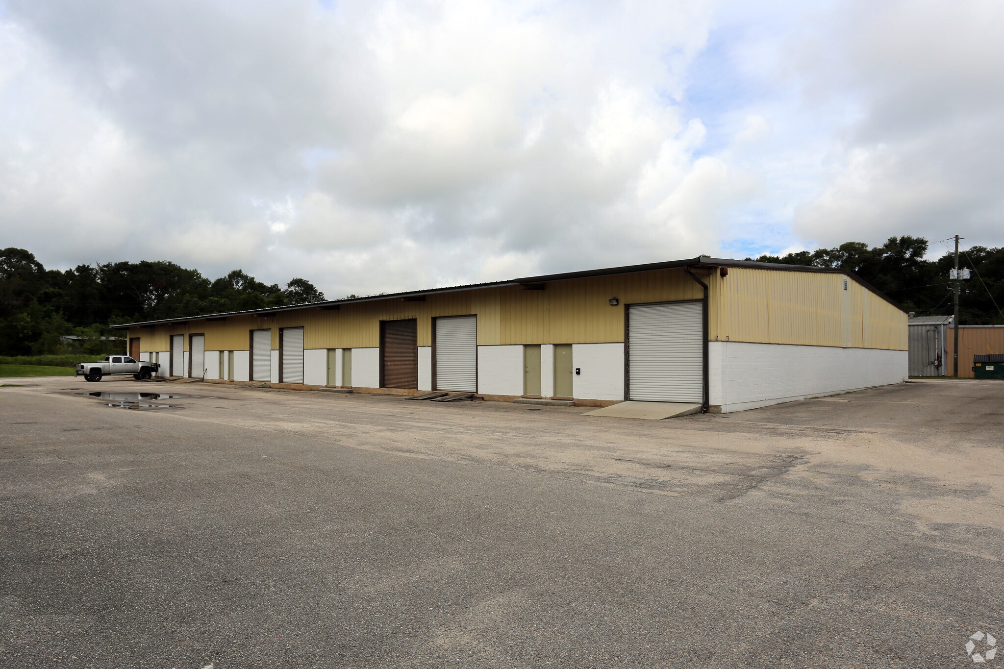 4132 Government Blvd, Mobile, AL à louer Photo principale– Image 1 sur 3