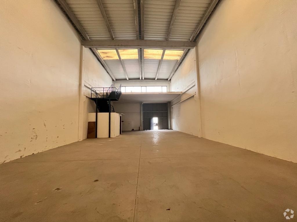 Industriel/Logistique dans Meco, Madrid à vendre Photo intérieure– Image 1 sur 2