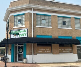 Plus de détails pour 411 E Broad St, Fuquay-Varina, NC - Local commercial à louer