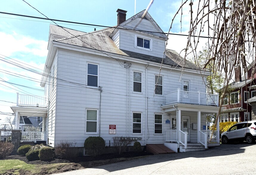 548-550 Mount Auburn St, Watertown, MA à louer - Photo de l’immeuble – Image 3 sur 3