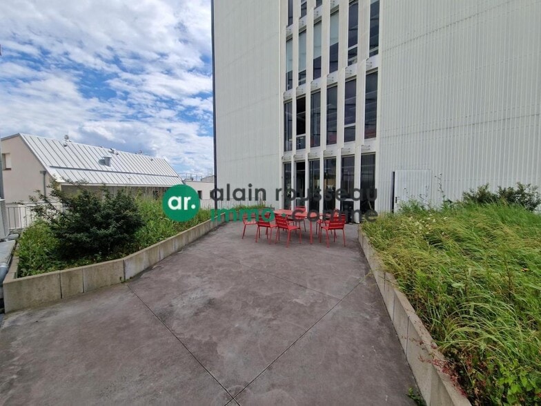 Bureau dans Angers à louer - Photo de l’immeuble – Image 1 sur 4