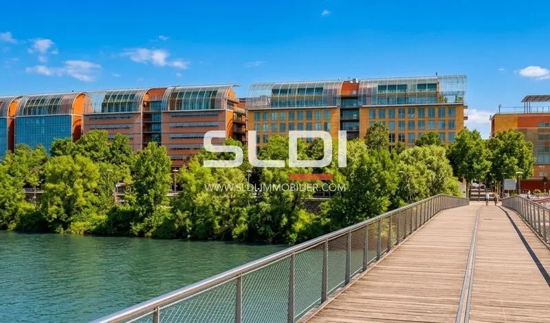 34 Quai Charles De Gaulle, Lyon à louer Photo de l’immeuble– Image 1 sur 6