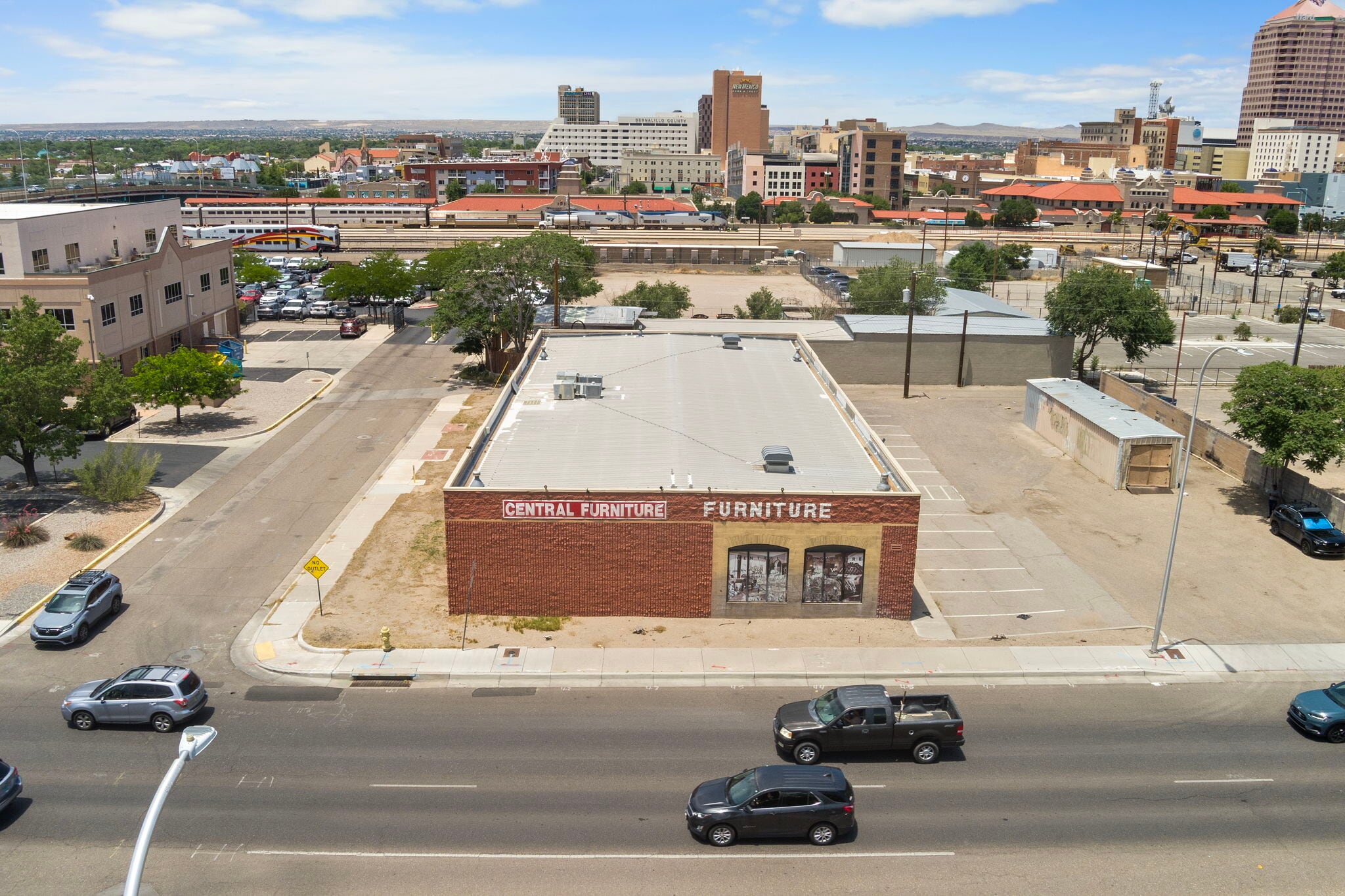 221 Broadway Blvd SE, Albuquerque, NM à vendre Photo de l’immeuble– Image 1 sur 48