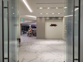 17877 Von Karman Ave, Irvine, CA à louer Photo intérieure– Image 1 sur 7