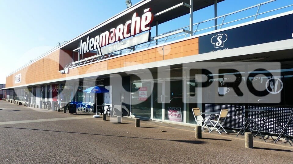 Local commercial dans Nevers à louer - Photo de l’immeuble – Image 2 sur 5