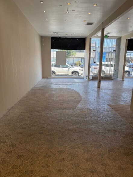 8262 Melrose Ave, Los Angeles, CA à vendre - Photo de l’immeuble – Image 2 sur 23