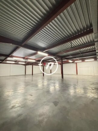 Plus de détails pour Bureau, Local d'activités à louer