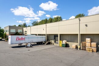 Plus de détails pour 720 SW 34th St, Renton, WA - Industriel/Logistique à louer