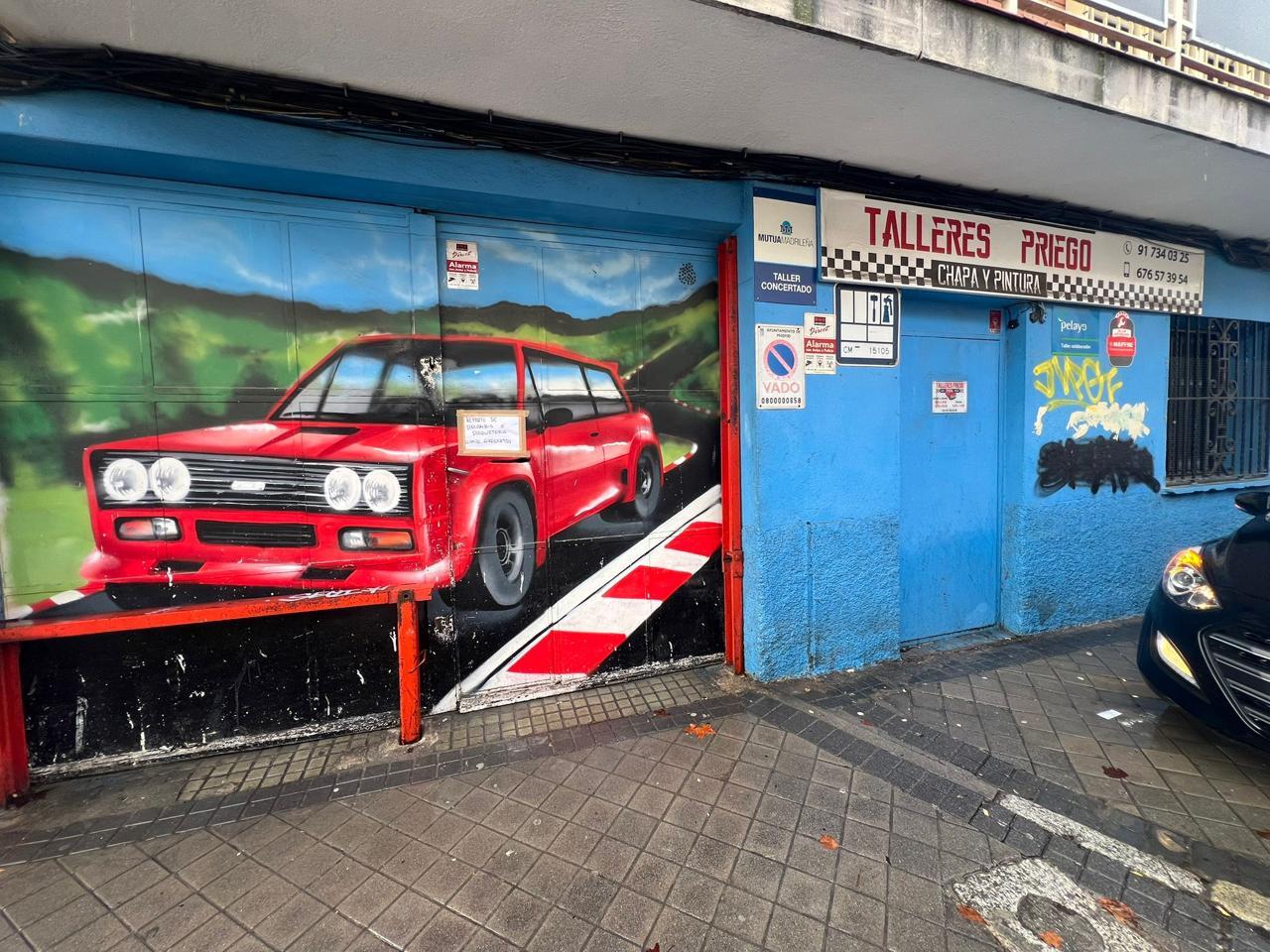 Local commercial dans Madrid, Madrid à vendre Photo principale– Image 1 sur 3