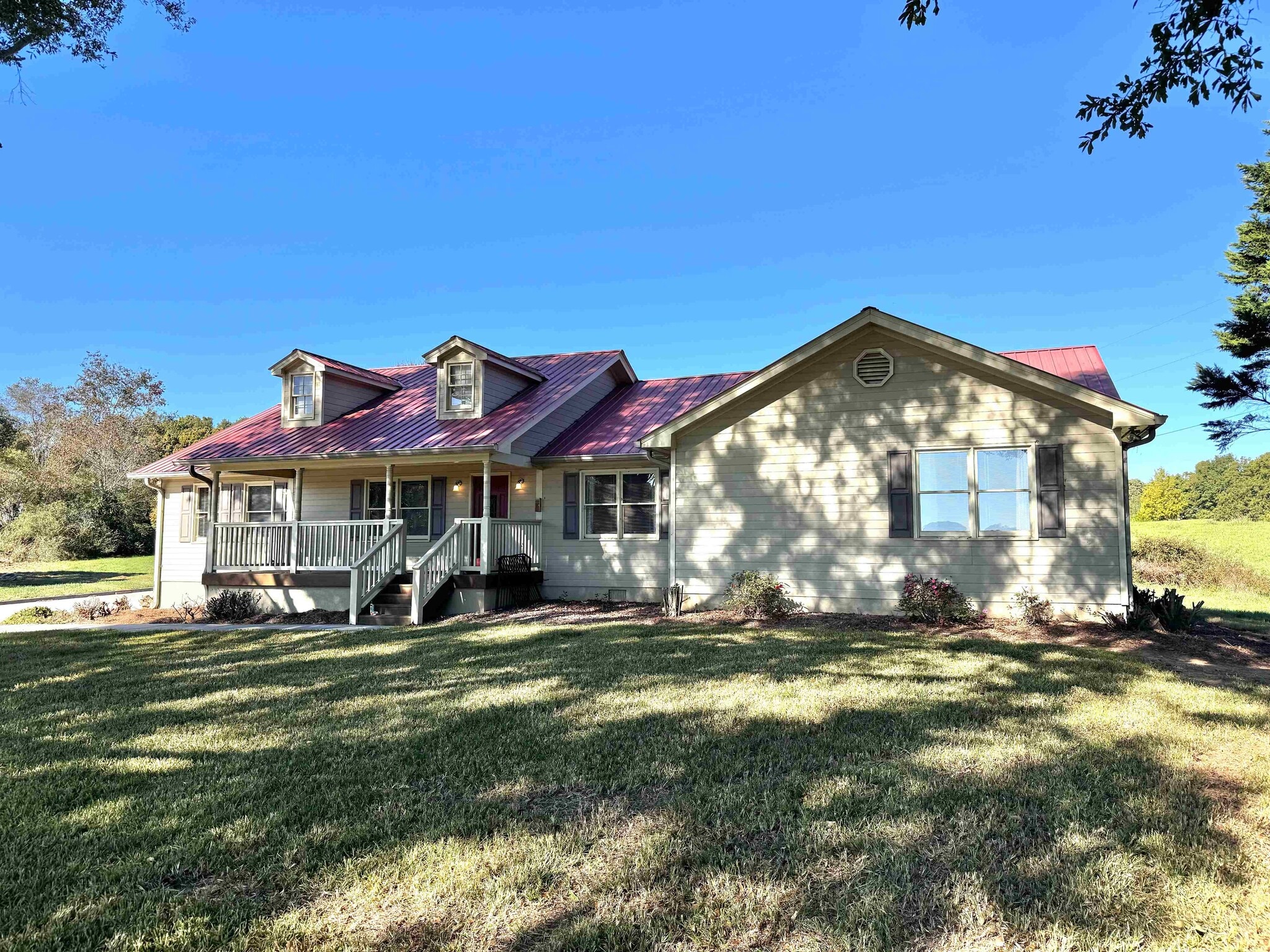 5297 Cleveland Hwy, Clermont, GA à louer Photo de l’immeuble– Image 1 sur 11