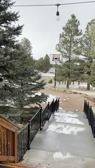 1992 Twin Pines Trail, Overgaard, AZ à vendre - Vidéo sur l’annonce professionnelle – Image 2 sur 23