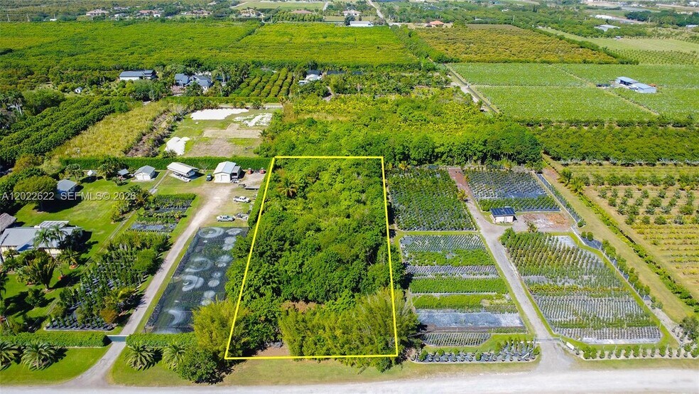 313XX SW 207 Ave, Homestead, FL à vendre - Photo de l’immeuble – Image 1 sur 11