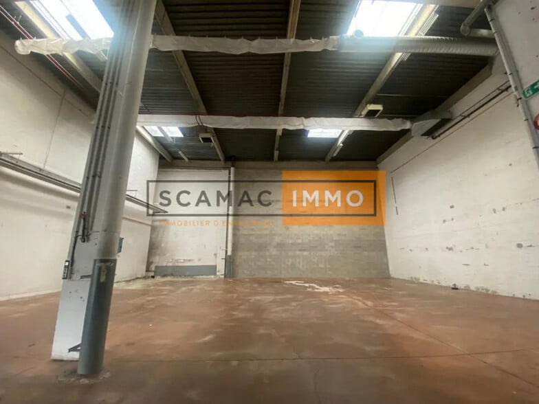 Bureau dans Gennevilliers à louer - Photo de l’immeuble – Image 3 sur 6