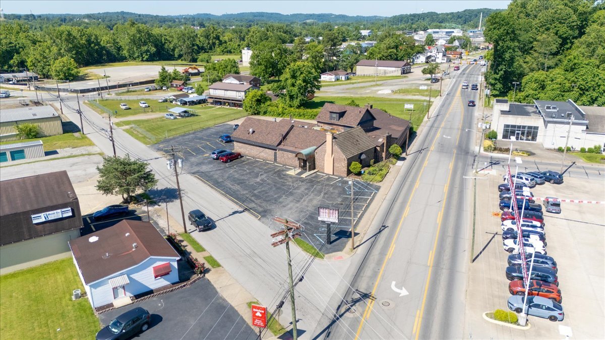 1236 7th St, Parkersburg, WV à vendre Photo principale– Image 1 sur 9