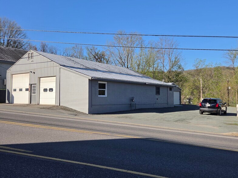 126 Grandview Ave, Honesdale, PA à vendre - Photo de l’immeuble – Image 1 sur 9