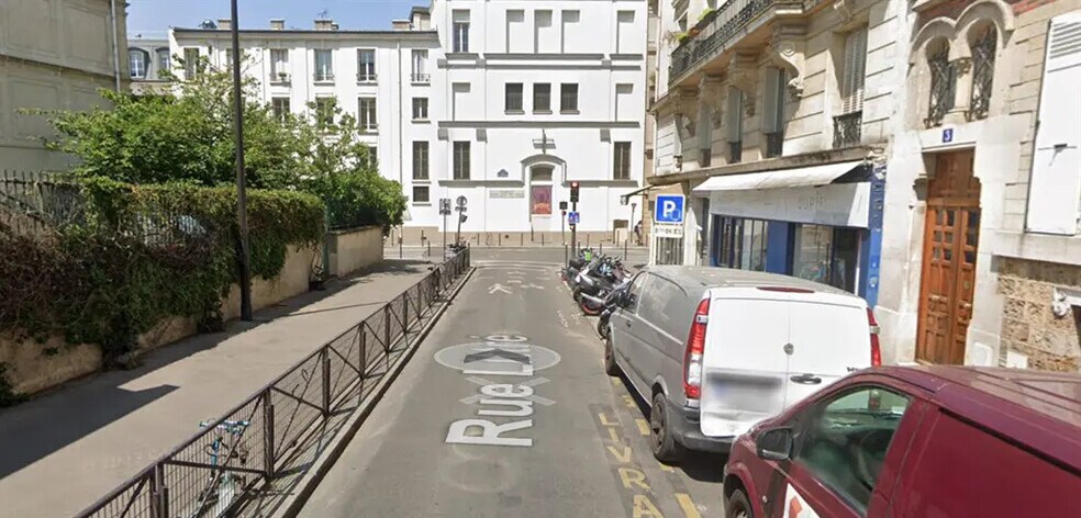 Local commercial dans Paris à louer - Photo de l’immeuble – Image 2 sur 3