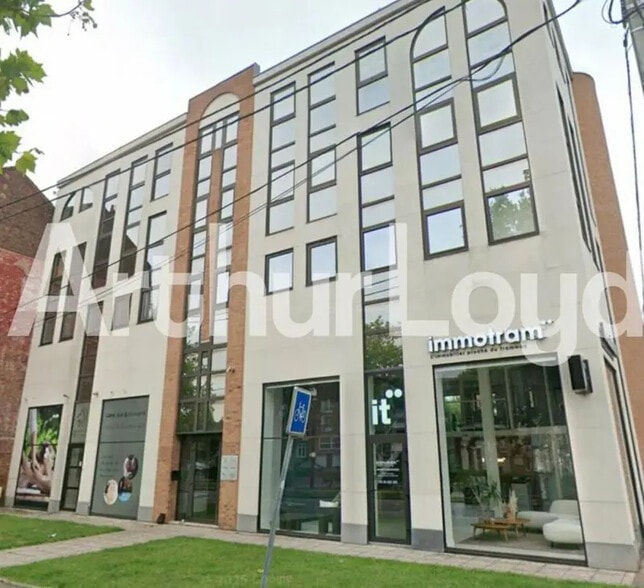 999 Avenue De La République, Marcq-en-Baroeul à louer - Photo de l’immeuble – Image 1 sur 6