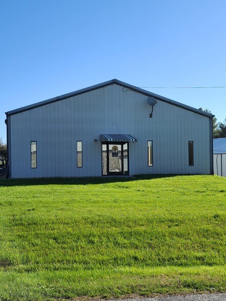 4077 Highway 11 E, Bluff City, TN portefeuille de 2 biens à vendre sur LoopNet.fr - Photo principale – Image 2 sur 2