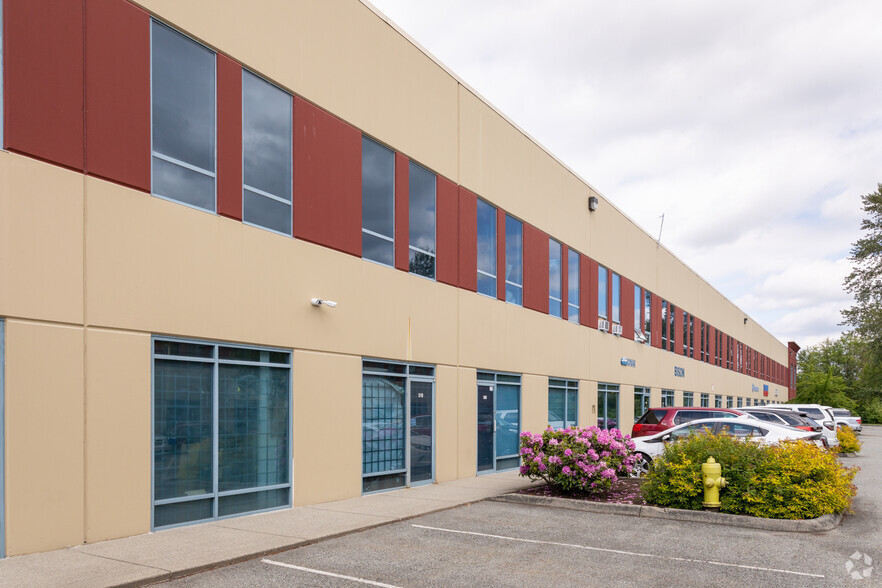 1515 Broadway St, Port Coquitlam, BC à louer - Photo de l’immeuble – Image 3 sur 5