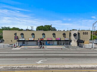 Plus de détails pour 888 NW 27th Ave, Miami, FL - Local commercial à louer