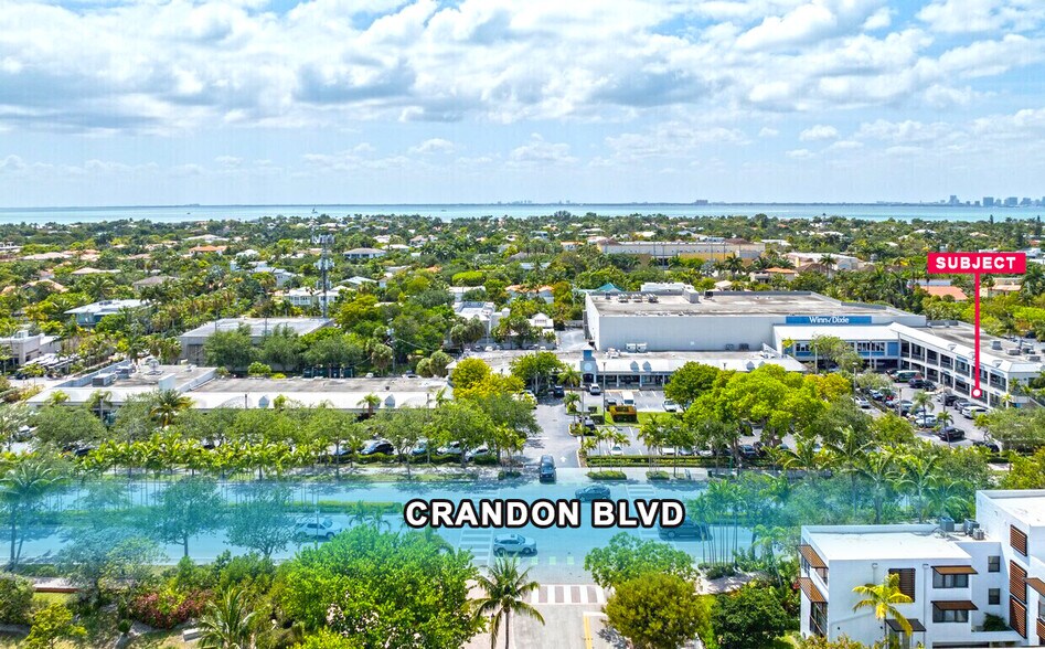 600-658 Crandon Blvd, Key Biscayne, FL à louer - Photo de l’immeuble – Image 3 sur 10