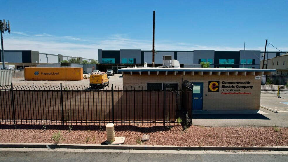 3901 E Winslow Ave, Phoenix, AZ à vendre - Photo de l’immeuble – Image 2 sur 4
