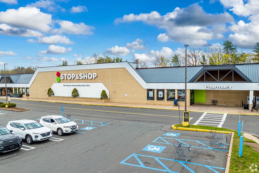 1380-1430 Berlin Tpke, Wethersfield, CT à louer - Photo de l’immeuble – Image 3 sur 6