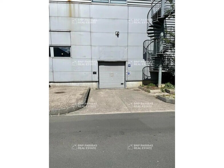 45 Avenue Victor Hugo, Aubervilliers à louer - Photo de l’immeuble – Image 3 sur 4
