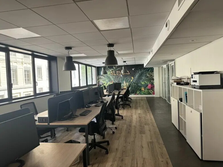 Bureau dans Lyon à vendre - Photo intérieure – Image 2 sur 11
