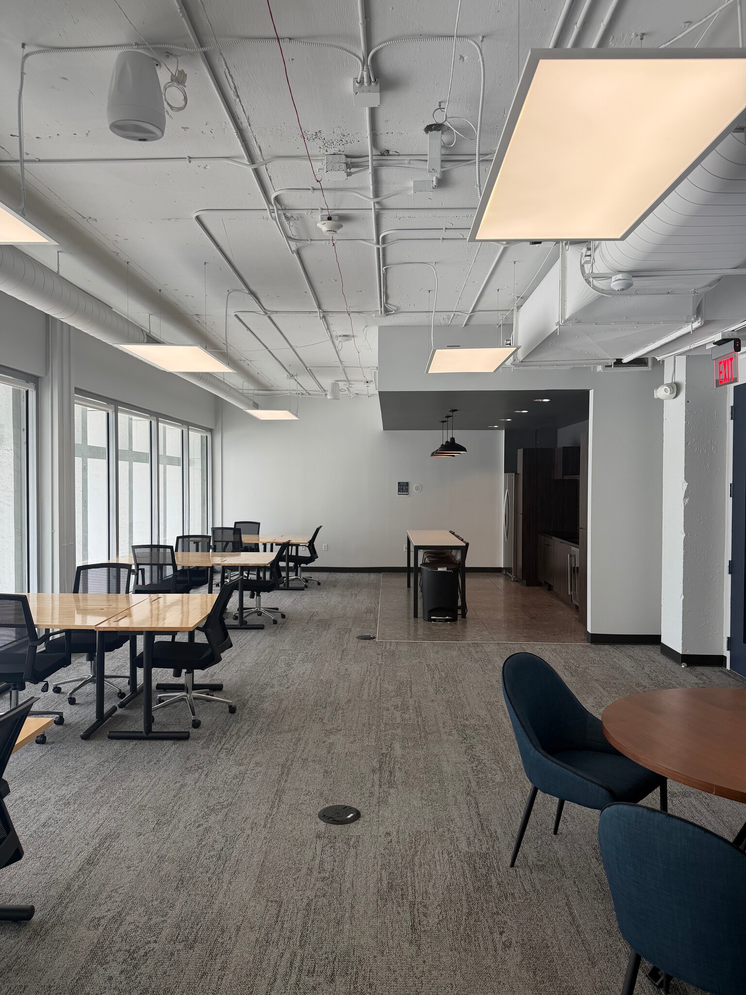 2125 Biscayne Blvd, Miami, FL à louer Photo intérieure– Image 1 sur 10