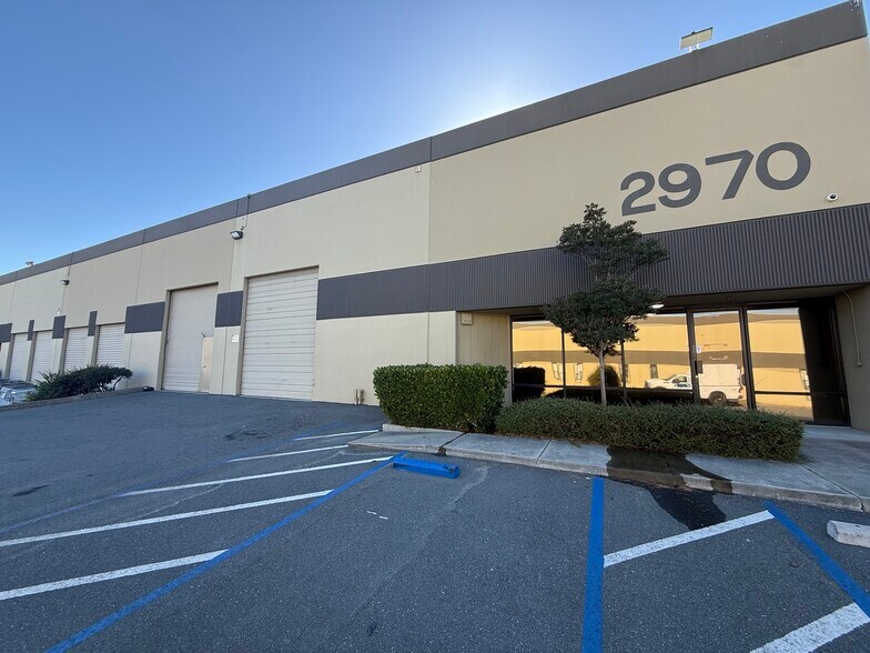 2970 Bay Vista Ct, Benicia, CA à louer - Photo de l’immeuble – Image 3 sur 5