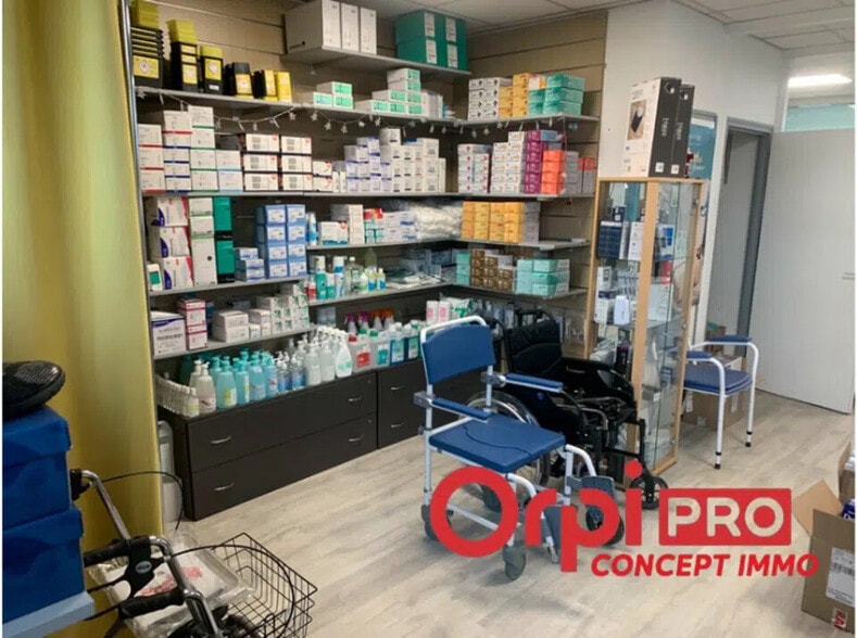 Local commercial dans Capbreton à louer - Photo de l’immeuble – Image 2 sur 2