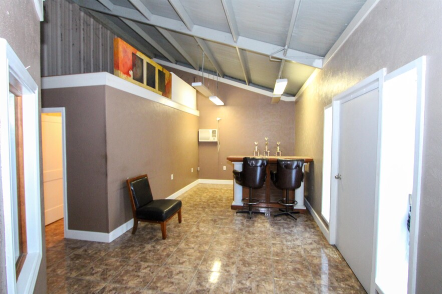 8805 Interstate 10 E, Orange, TX à vendre - Photo de l’immeuble – Image 2 sur 30