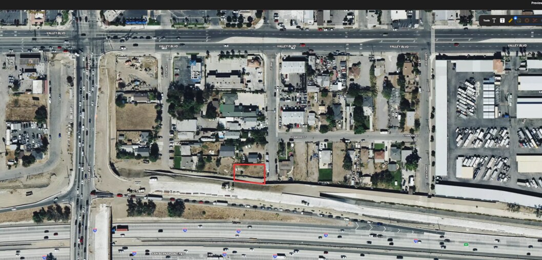 10176 Vine st, Bloomington, CA à vendre Photo de l’immeuble– Image 1 sur 3