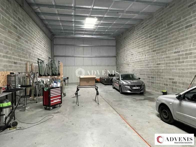 Local d’activités dans Mérignac à louer - Photo de l’immeuble – Image 1 sur 8