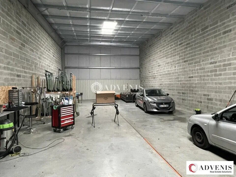 Local d’activités dans Mérignac à louer Photo de l’immeuble– Image 1 sur 9