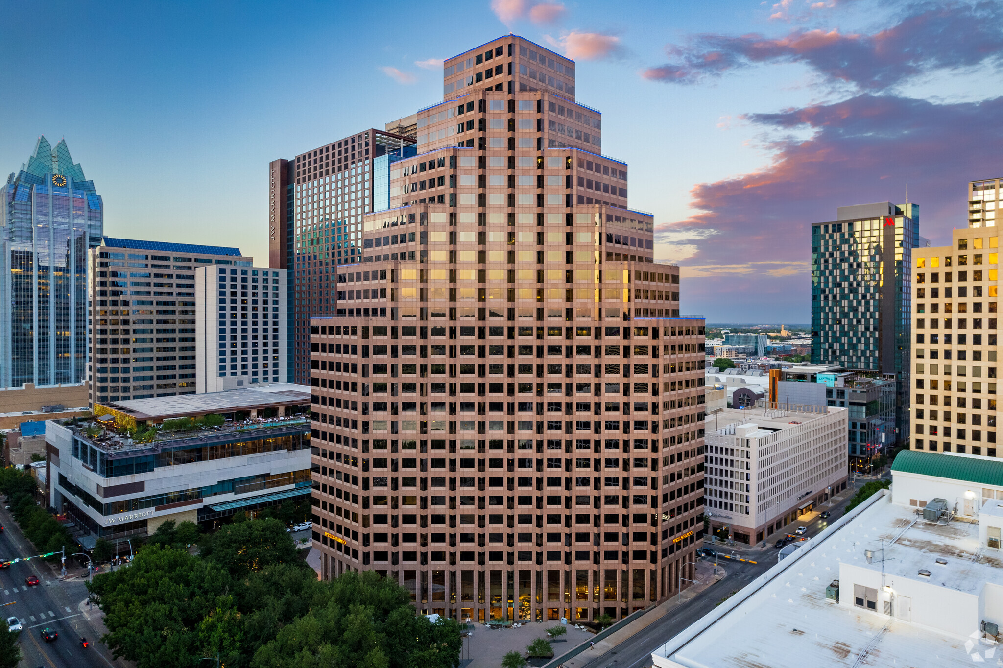 111 Congress Ave, Austin, TX à louer Photo de l’immeuble– Image 1 sur 30