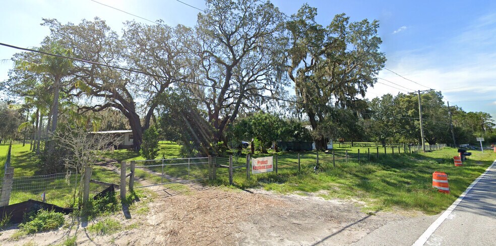 15209 Race Track Rd, Odessa, FL à vendre - Photo de l’immeuble – Image 2 sur 4