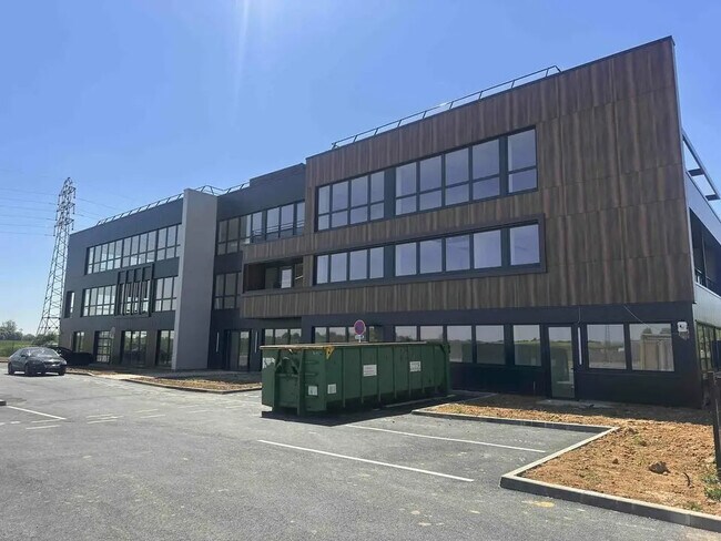 Plus de détails pour Bureau à vendre