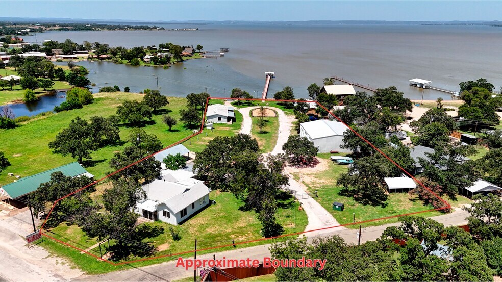 1504 RR 261, Buchanan Dam, TX à vendre - Photo de l’immeuble – Image 1 sur 51