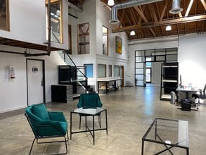 8928 Ellis Ave, Culver City, CA à louer Photo intérieure– Image 2 sur 3