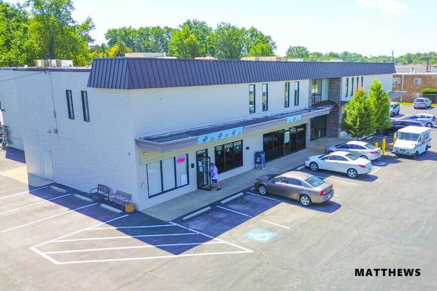 30426-30436 Euclid Ave, Wickliffe, OH à vendre - Photo de l’immeuble – Image 2 sur 5