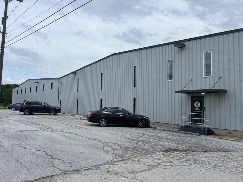 4307 US Route 40 E, Lewisburg, OH à louer - Photo de l’immeuble – Image 3 sur 29
