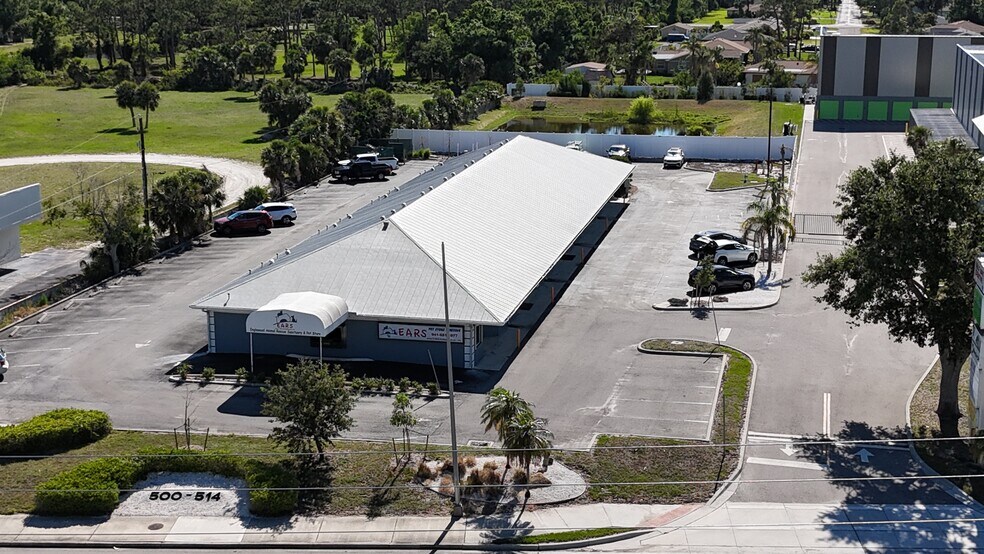 508 N Indiana Ave, Englewood, FL à louer - Photo principale – Image 1 sur 4