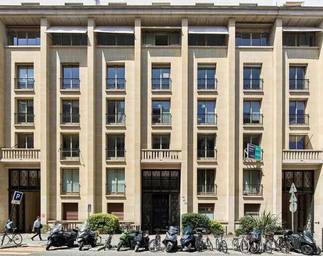 Plus de détails pour 47 Rue De Monceau, Paris - Bureau à louer
