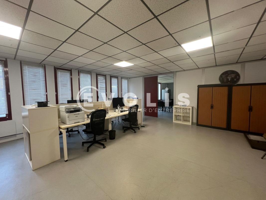 Bureau dans Les Ulis à louer Photo intérieure– Image 1 sur 11