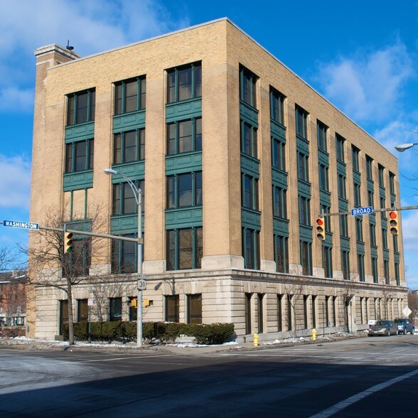 155 W Main St, Rochester, NY à louer - Photo de l’immeuble – Image 2 sur 11