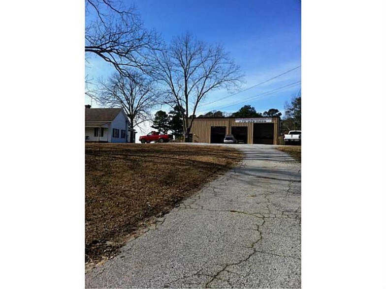 8400 Villa Rica Hwy, Villa Rica, GA à louer - Photo de l’immeuble – Image 3 sur 20