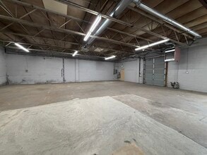 6505 Pulaski Hwy, Rosedale, MD à louer Photo intérieure– Image 1 sur 3