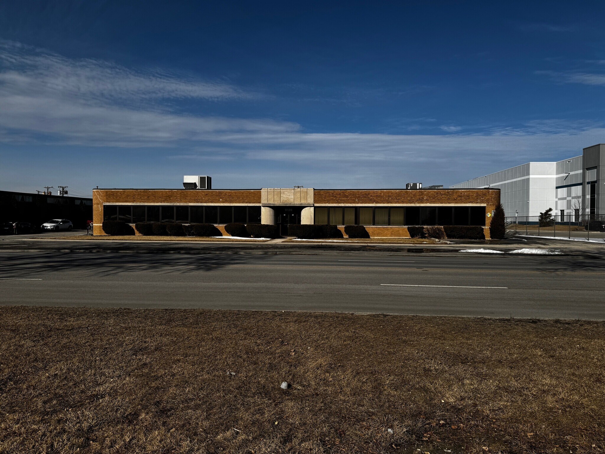 9128 W Belmont Ave, Franklin Park, IL à vendre Photo principale– Image 1 sur 11